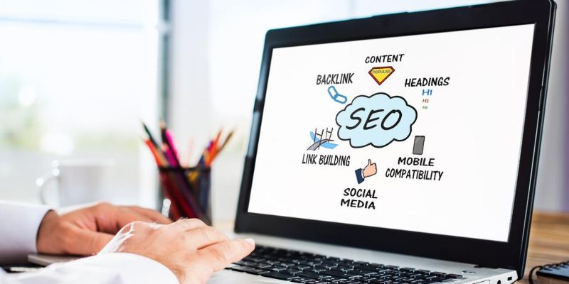 Các yếu tố trả lời SEO Website là gì trong thực tế